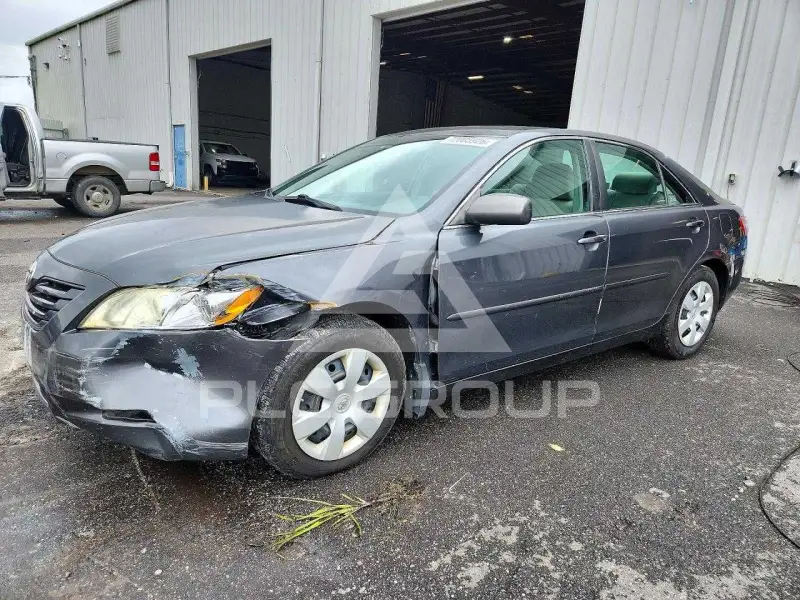2009 Toyota CAMRY фото