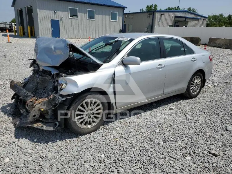 2009 Toyota CAMRY фото