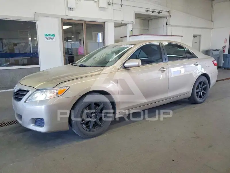 2009 Toyota CAMRY фото