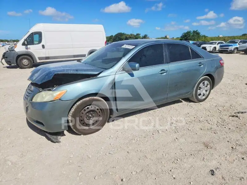2009 Toyota CAMRY фото