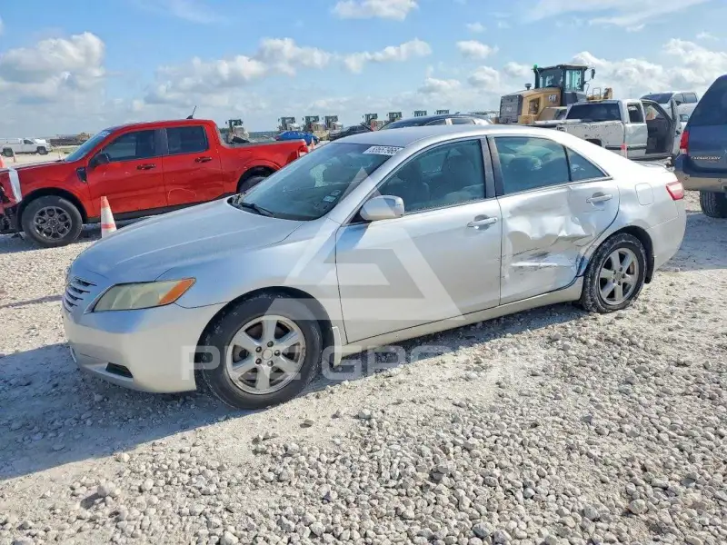 2009 Toyota CAMRY фото