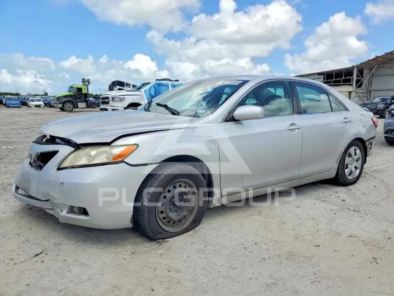 2009 Toyota CAMRY фото