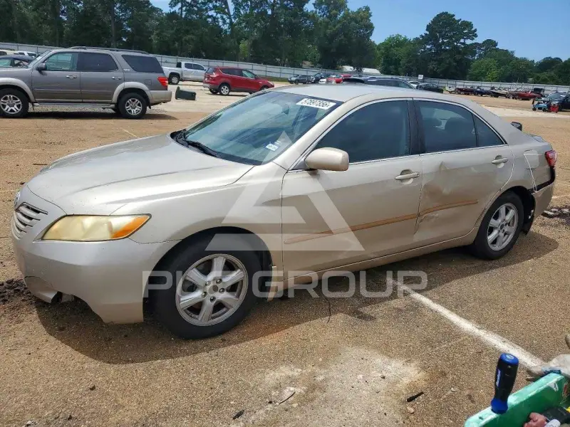 2009 Toyota CAMRY фото