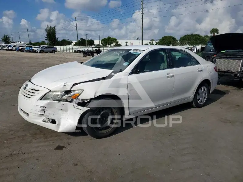 2009 Toyota CAMRY photo