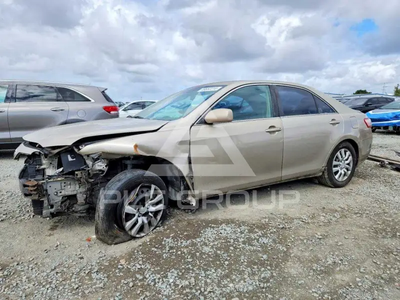 2009 Toyota CAMRY фото