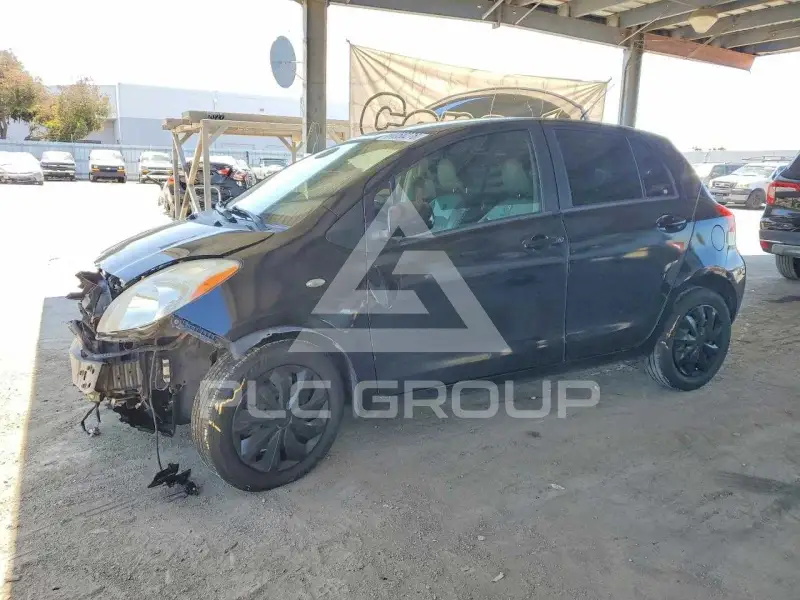 2009 Toyota YARIS фото