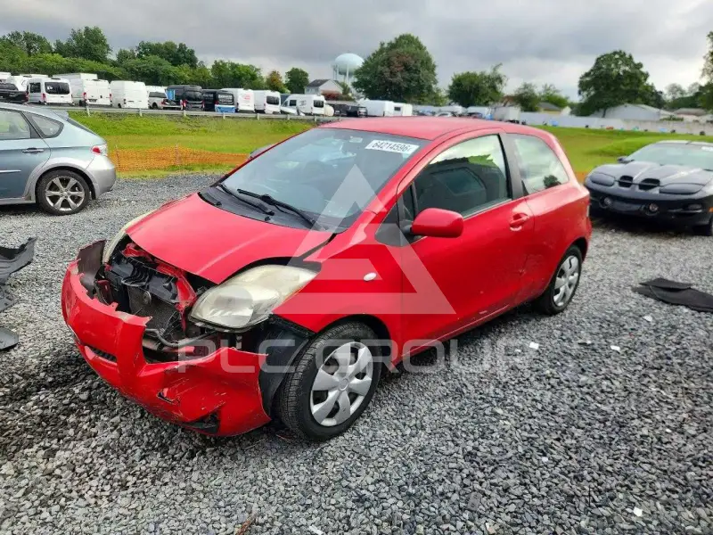 2009 Toyota YARIS фото