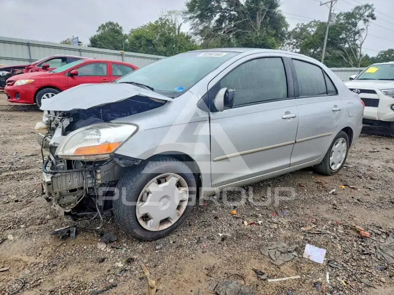 2009 Toyota YARIS фото