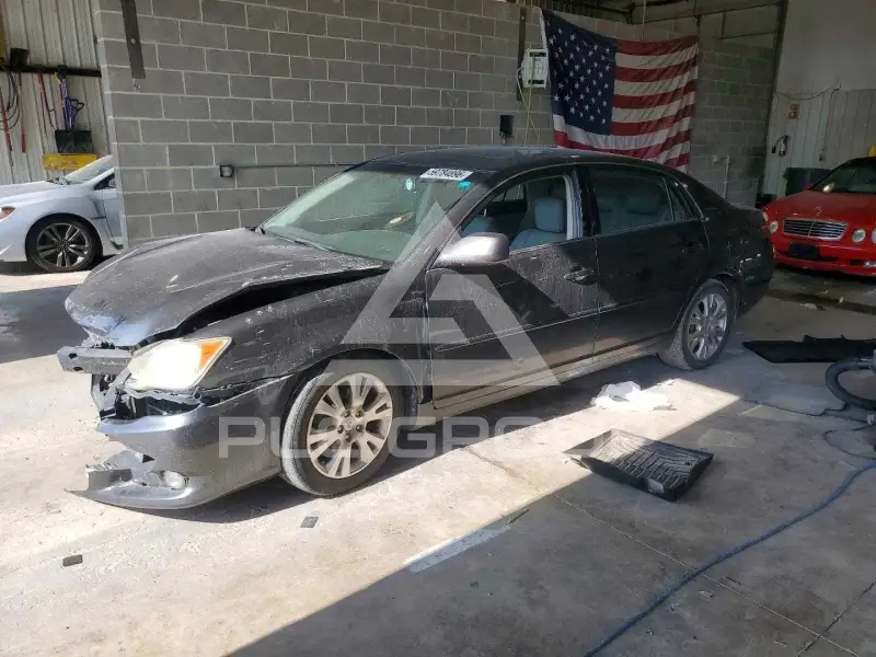 2009 Toyota AVALON photo