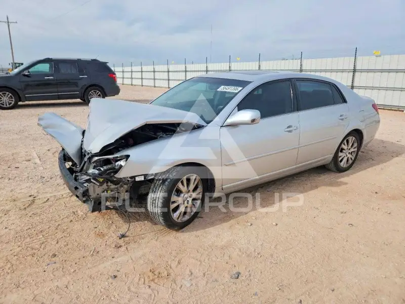 2009 Toyota AVALON photo