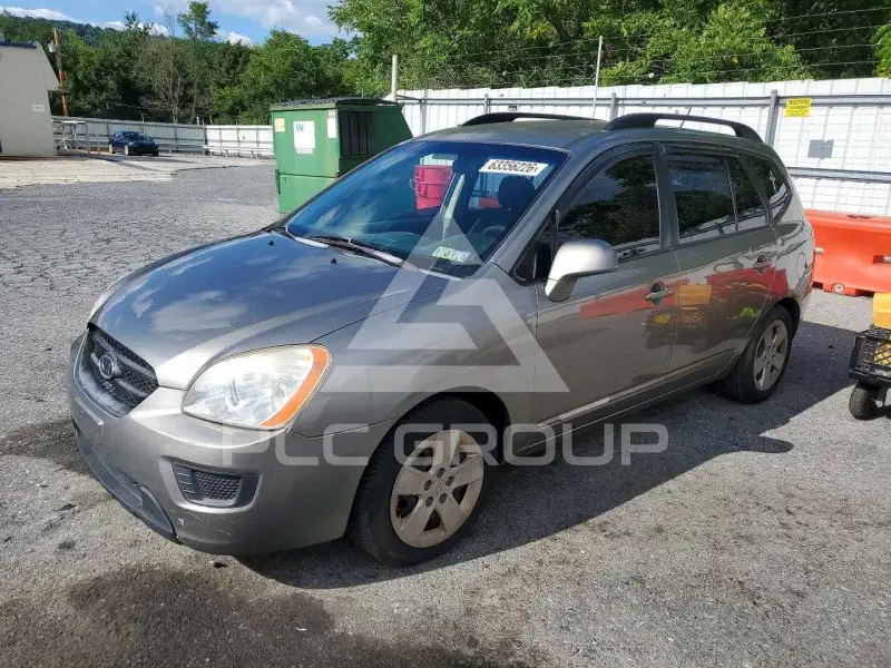 2009 KIA Rondo фото