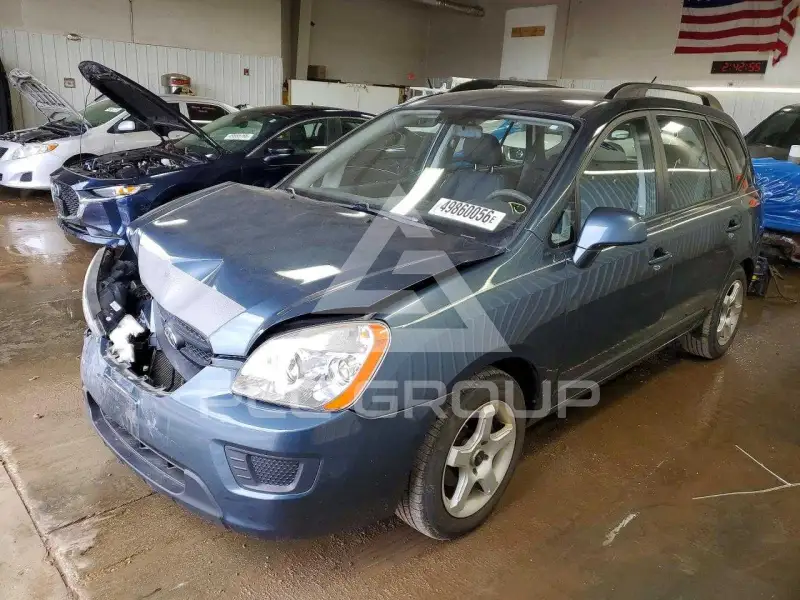 2009 KIA Rondo фото