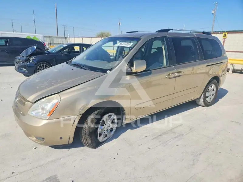 2009 KIA Sedona photo