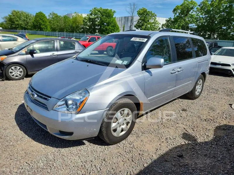 2009 KIA Sedona фото