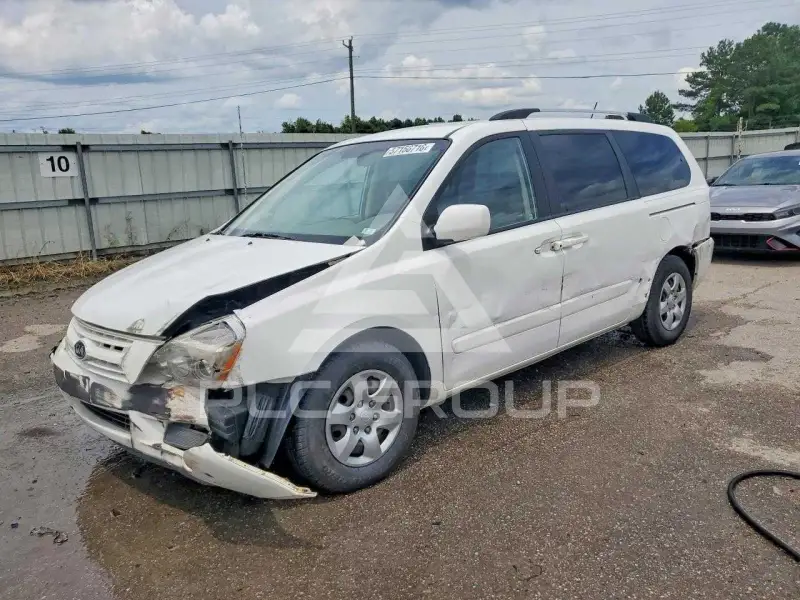 2009 KIA Sedona photo