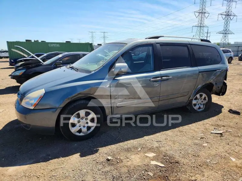 2009 KIA Sedona фото