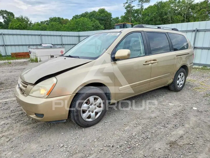 2009 KIA Sedona фото