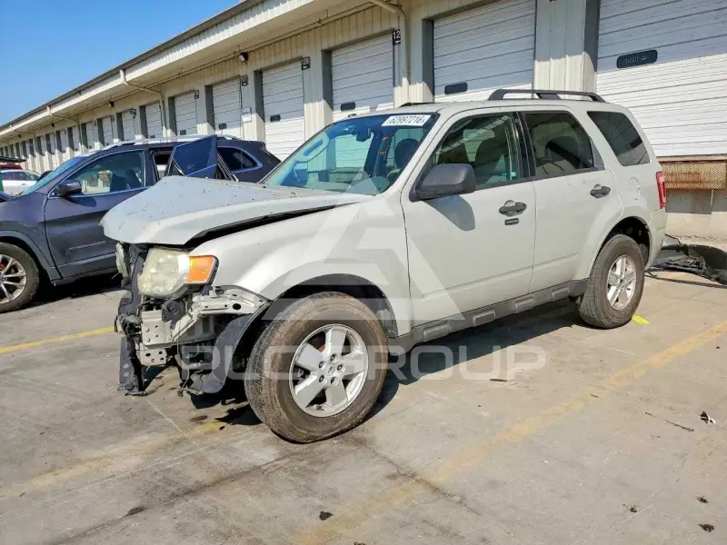 2009 Ford ESCAPE photo