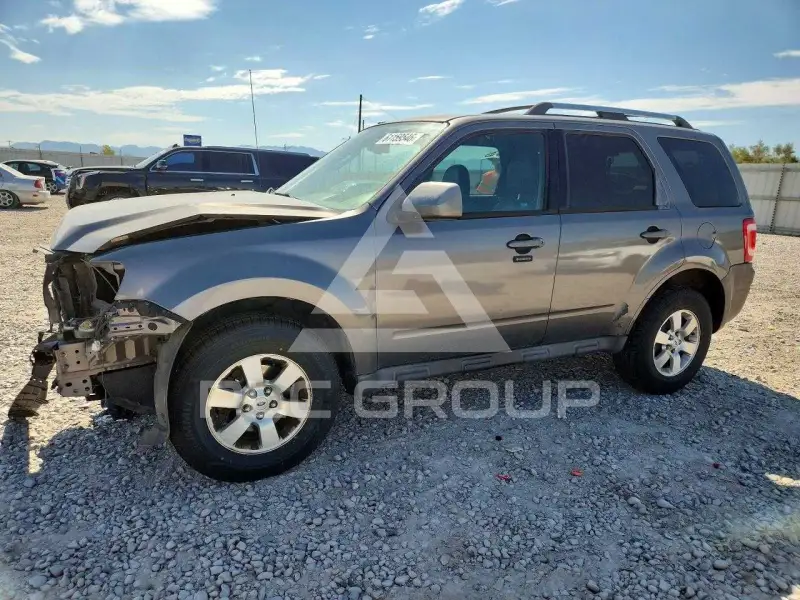 2009 Ford ESCAPE photo