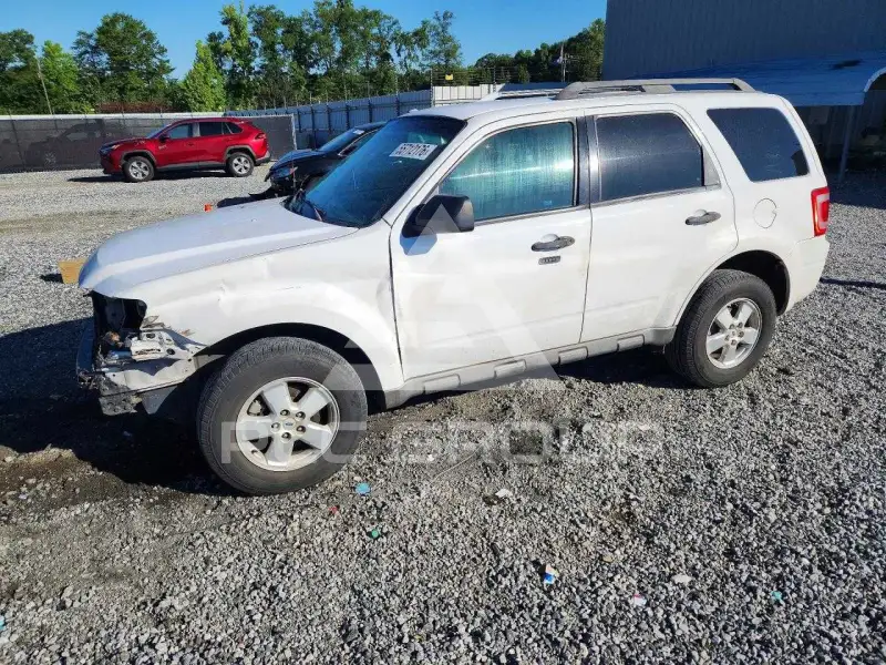 2009 Ford ESCAPE фото