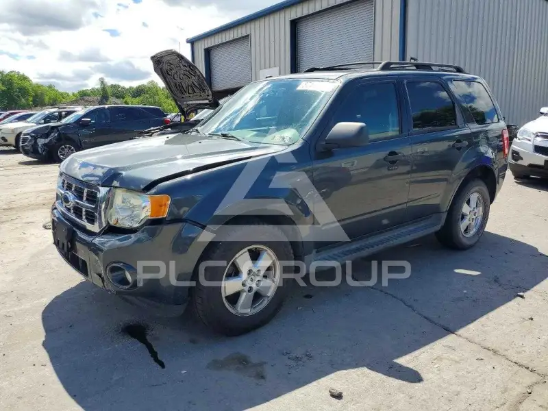 2009 Ford ESCAPE photo