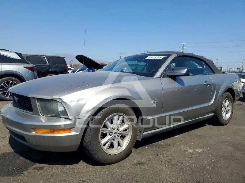 2009 Ford MUSTANG фото