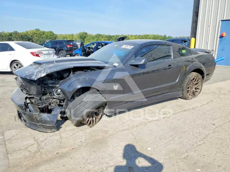2009 Ford MUSTANG фото