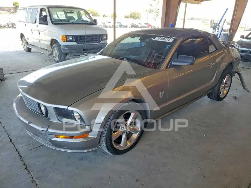 2009 Ford MUSTANG фото
