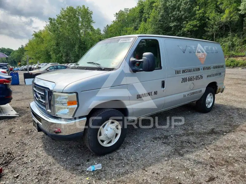 2009 Ford ECONOLINE фото