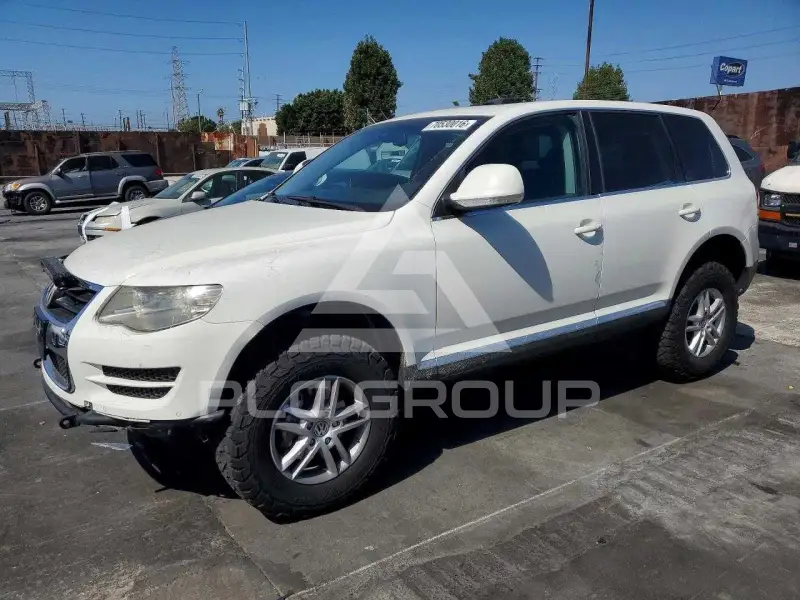 2009 Volkswagen Touareg photo