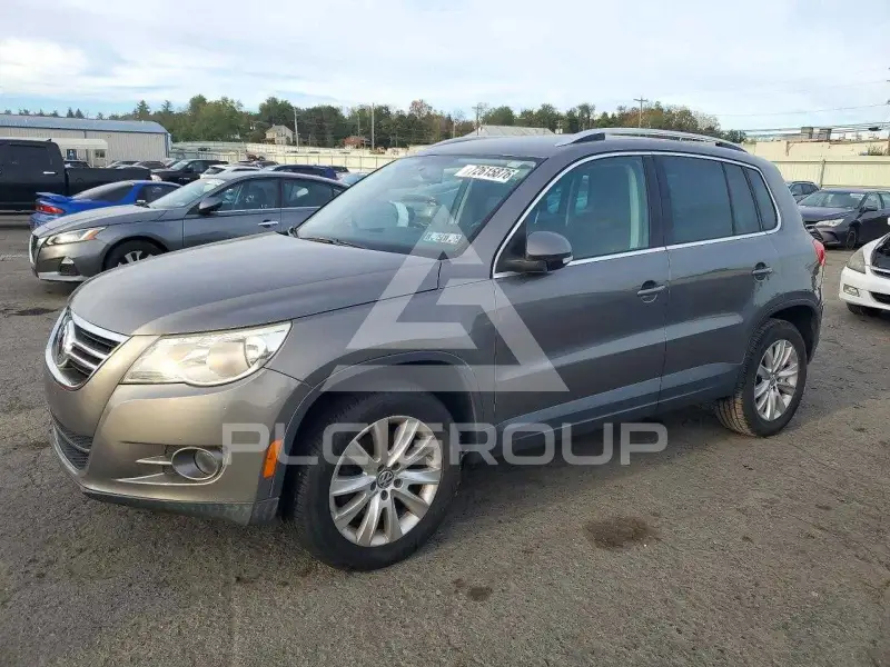 2009 Volkswagen Tiguan фото