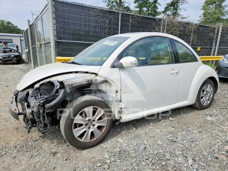 2009 Volkswagen BEETLE photo