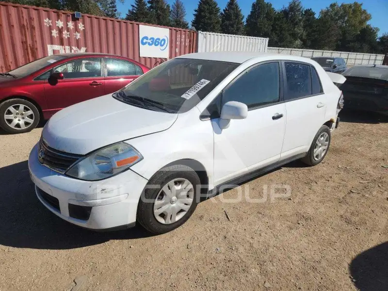 2010 Nissan VERSA фото