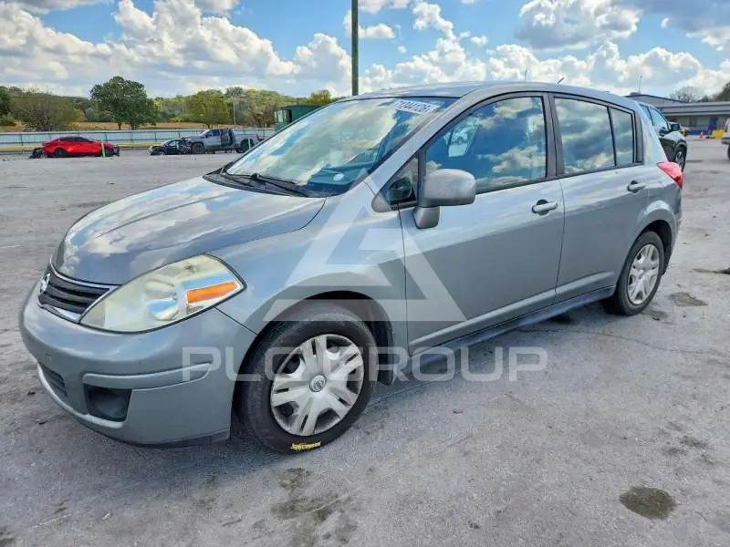 2010 Nissan VERSA фото
