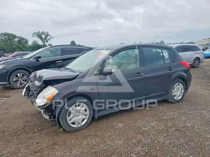 2010 Nissan VERSA фото
