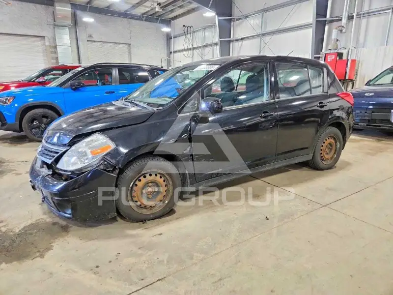 2010 Nissan VERSA фото