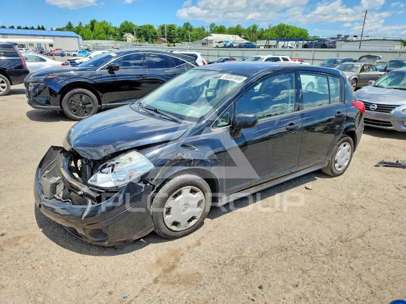 2010 Nissan VERSA photo