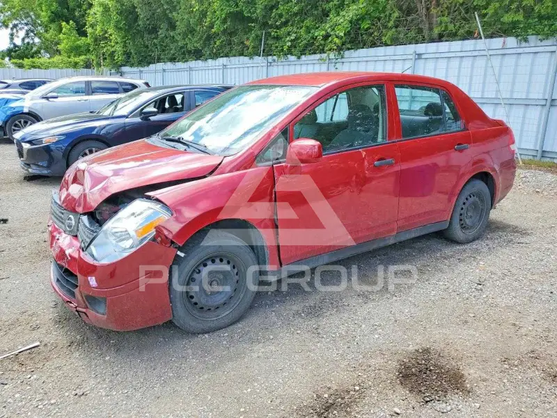2010 Nissan VERSA photo