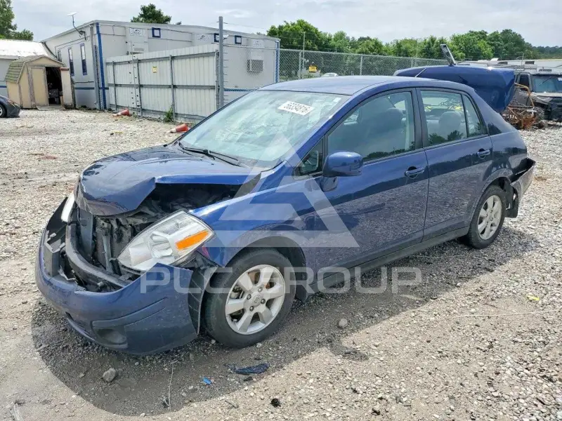 2010 Nissan VERSA фото