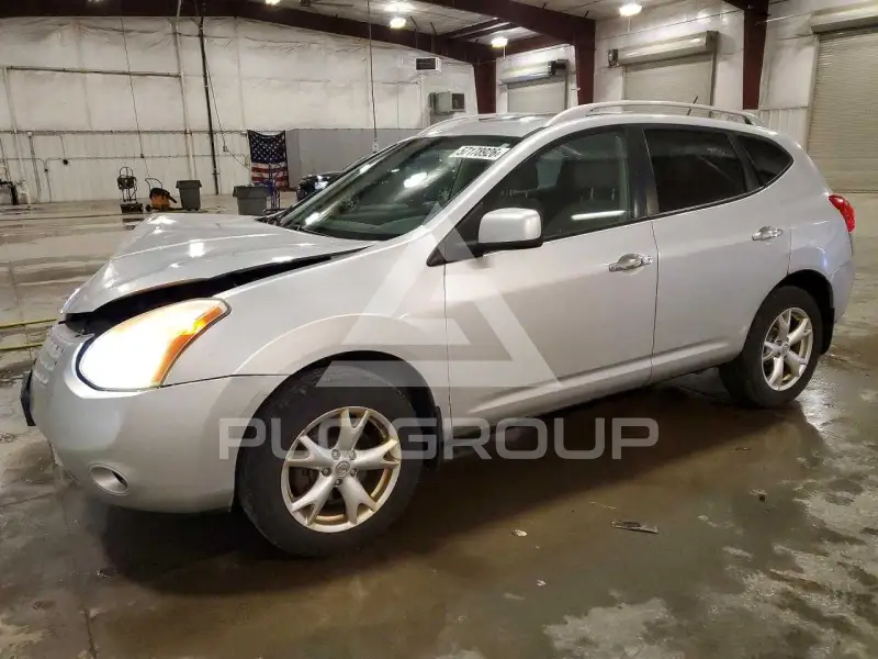 2010 Nissan ROGUE photo