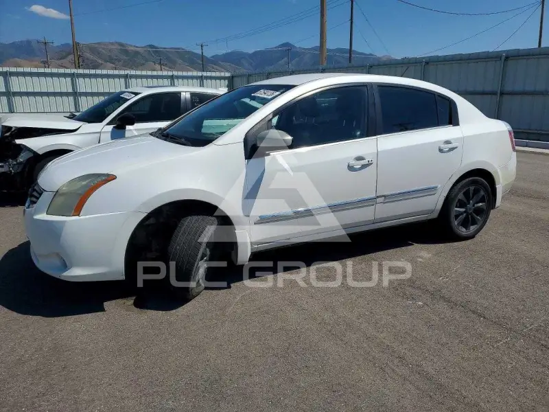 2010 Nissan SENTRA фото