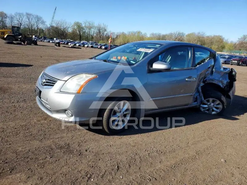 2010 Nissan SENTRA фото