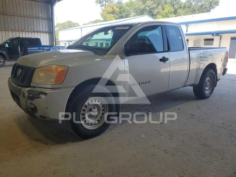 2010 Nissan TITAN фото