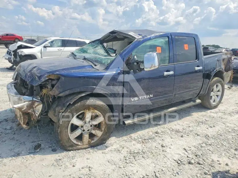 2010 Nissan TITAN фото