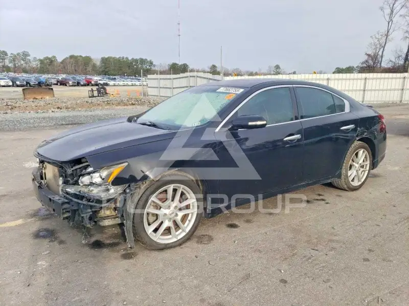 2010 Nissan MAXIMA фото
