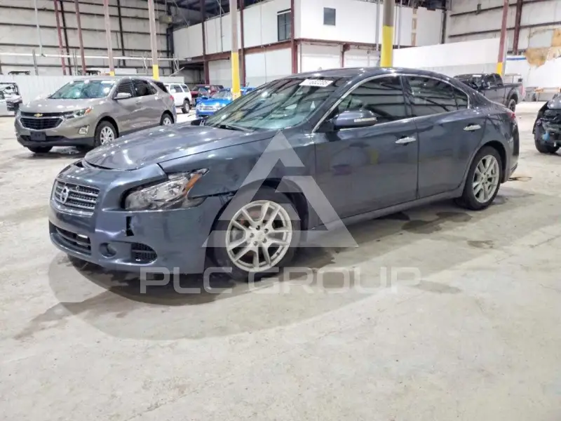 2010 Nissan MAXIMA фото