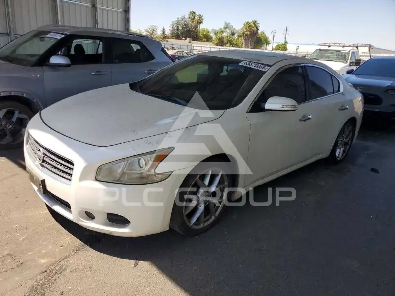 2010 Nissan MAXIMA фото