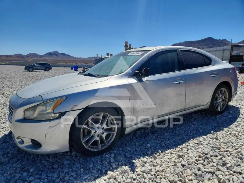 2010 Nissan MAXIMA фото