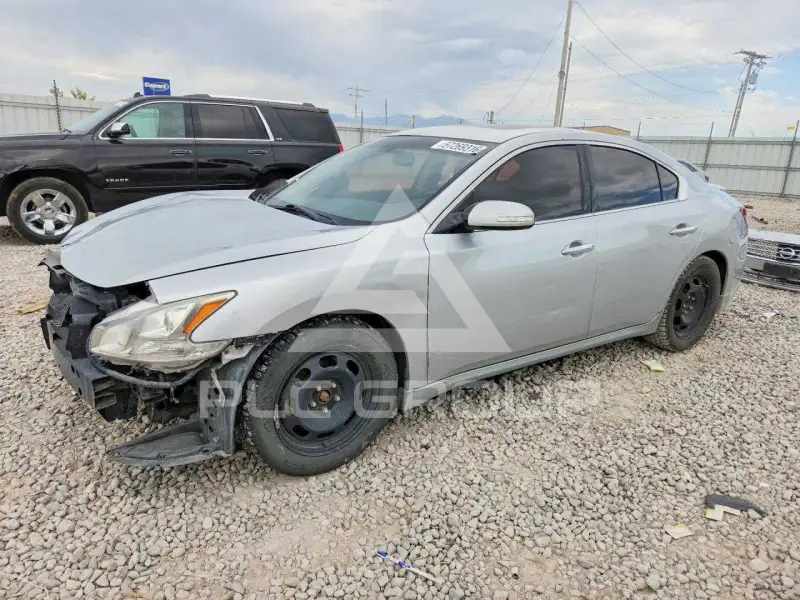 2010 Nissan MAXIMA фото
