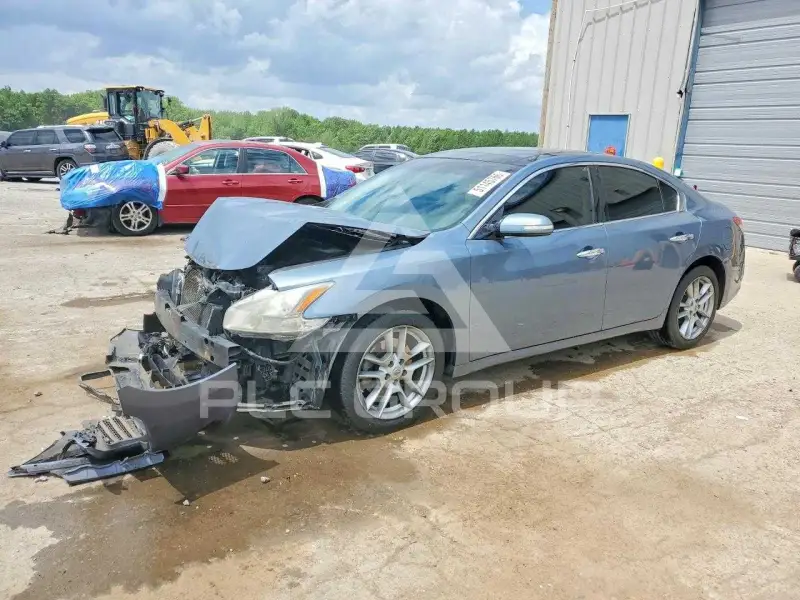 2010 Nissan MAXIMA фото